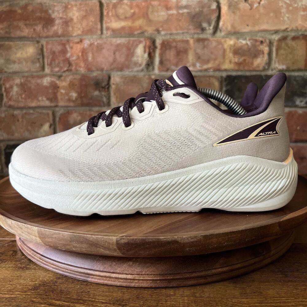 Altra Experience Form Stability Mid Cushion Womens 8 Taupe Road Running Shoes